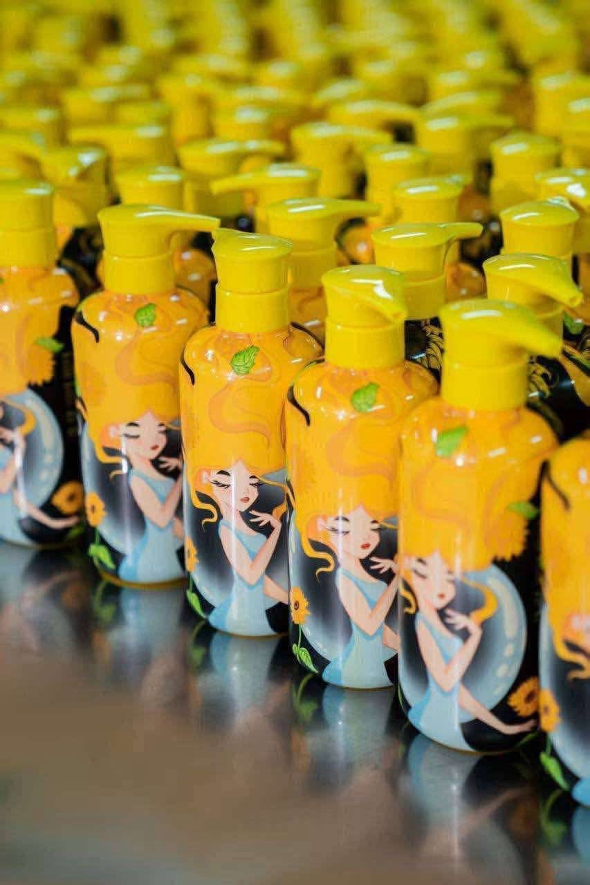 Miss Sunflower Hair Shampoo & Conditioner Set (500ml/pcs)