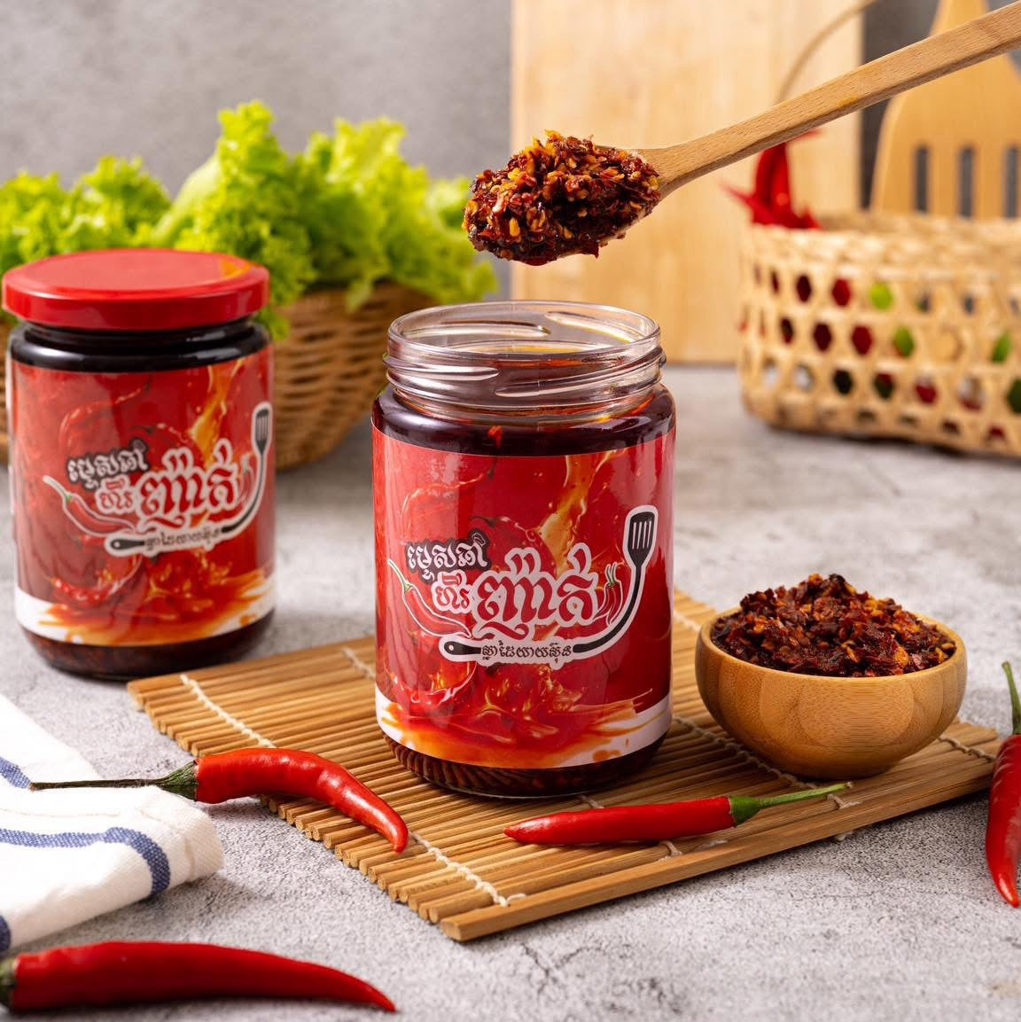 Chili Oil Hil Nheak (350g)